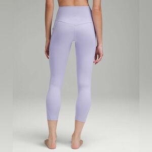 E - Lululemon Align High-Rise Pant with Pockets 25"
Lilac Smoke